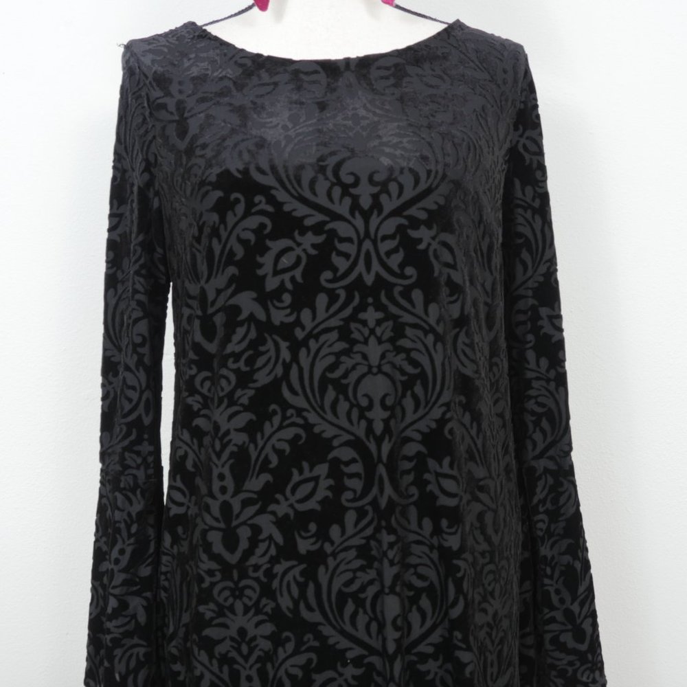 ECI Black Velvet Floral Embossed Long Bell Sleeve Size Medium Shift Dress - Picture 3 of 11